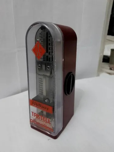 Metrônomo Wittner Taktell Piccolino. Série 890