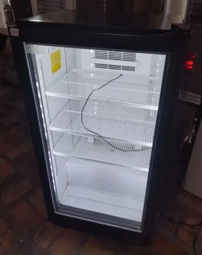 Geladeira Expositora. Entrego/ Aceito cartão!!