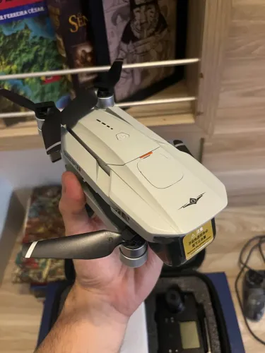 VENDO Drone KF102