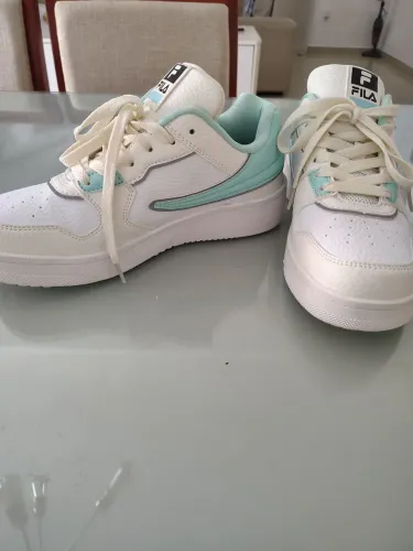 Vende-se tênis original FILA