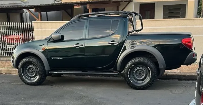 Triton savana 2013 3.2 