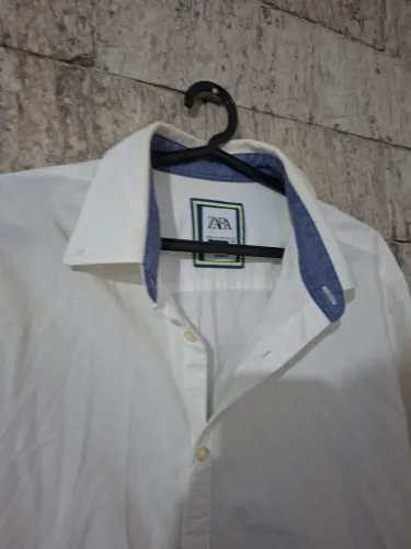 ZARA Camisa de botão branca de tecido