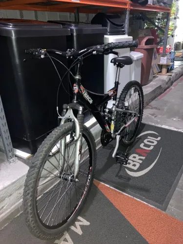 Bicicleta Mountain Bike Track! Aro26