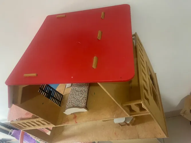 Casinha de madeira para brincar
