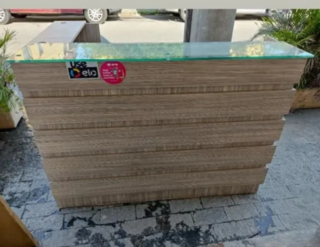 Balcão de atendimento moderno para seu negócio