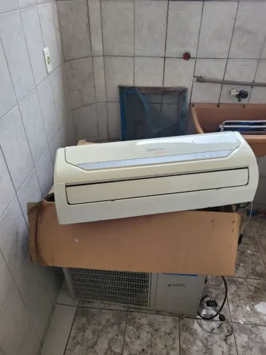 Ar inverter midea 12 mil btu