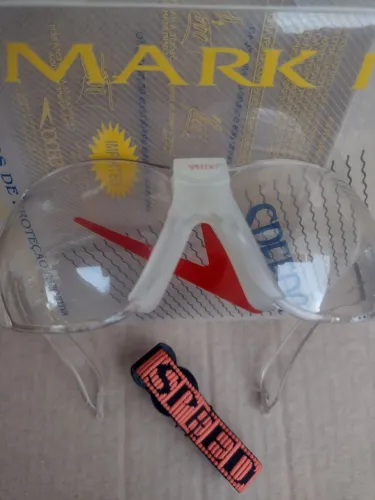 Óculos de proteção esportiva Speedo