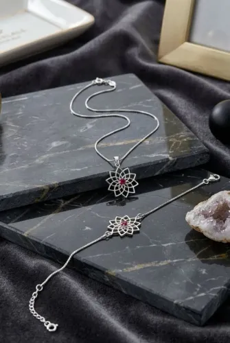 Conjunto de colar e pulseira Prata 925