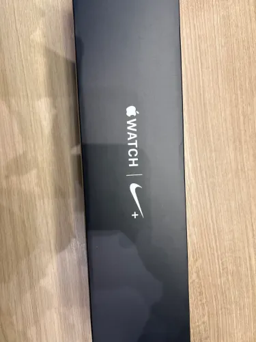 APPLE WATCH SÉRIE 4 NIKE