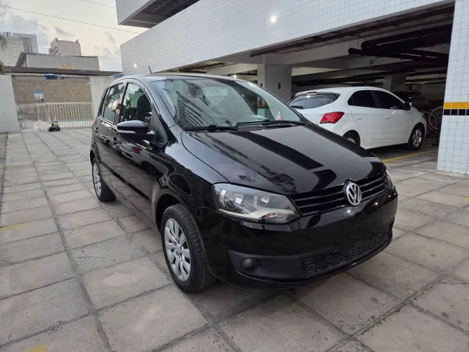 Volkswagen Fox 1.6 MI Total Flex 8V 5P 2013