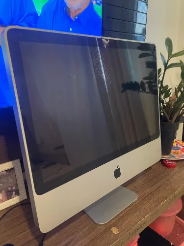 iMac Apple 20 polegadas A1224 - Para peças ou reparo - R$ 550