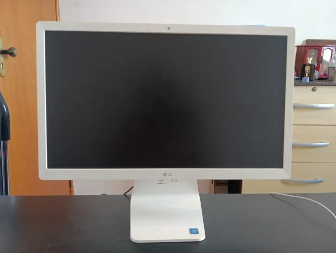 Pc Computador LG ALL In One 22v280