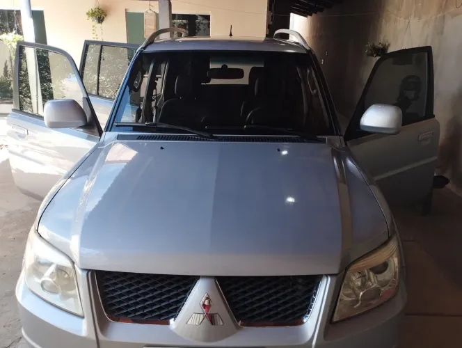 Mitsubishi Pajero TR4 2.0/ 2.0 Flex 16V 4X4 Aut. 2012