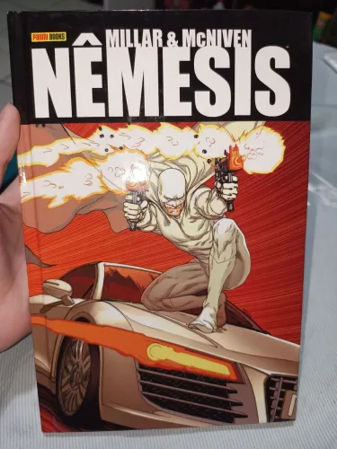 HQ/Quadrinho - Nêmesis - Volume 1