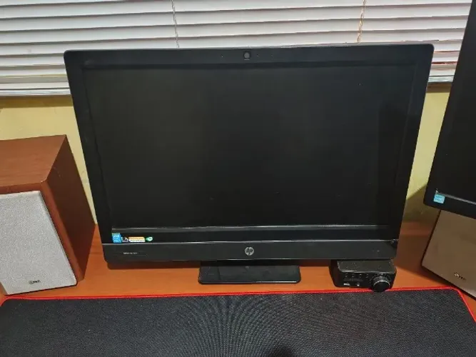 PC All-in-One HP Core i5 | 8GB RAM | SSD 250GB + HD 500GB | Tela 23