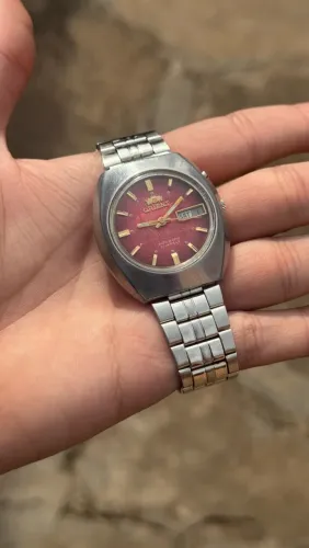 Relogio orient vermelho