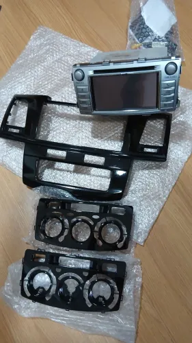 Kit multimídia, Hilux 2012 a 2015
