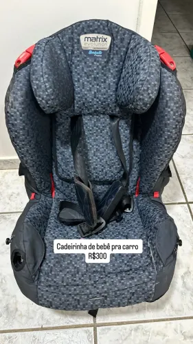 Cadeirinha de bebê pra carro 