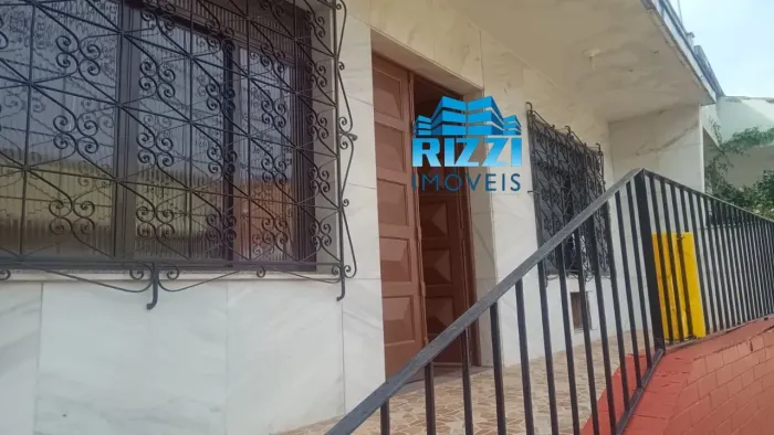 Ótima casa a venda no Pechincha com 02 quartos