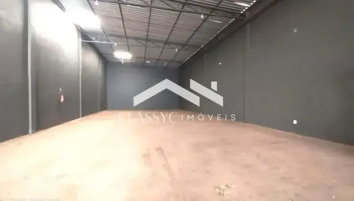 Galpão -Imóvel Comercial em Uberlândia (Bairro)  441 m² de Área Total, 388 m² Úteis, 3 Vag