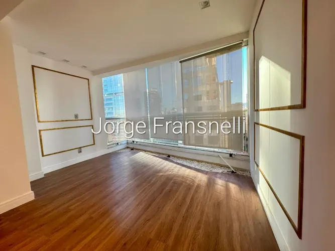 Apartamento próximo ao metrô Fradique, com 2 dorms, sendo 1 suíte, 1 vaga