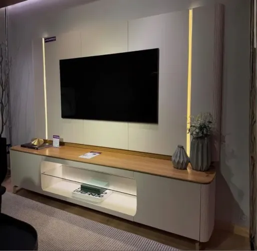 Conjunto Painel e Rack Portofino 239 Off White e Tauari Fosco