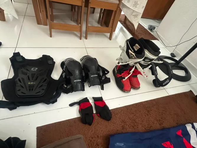 Equipamentos completo para Motocross e trilha 