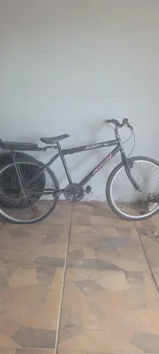 Bike cairu para concerto ou retirada de peças