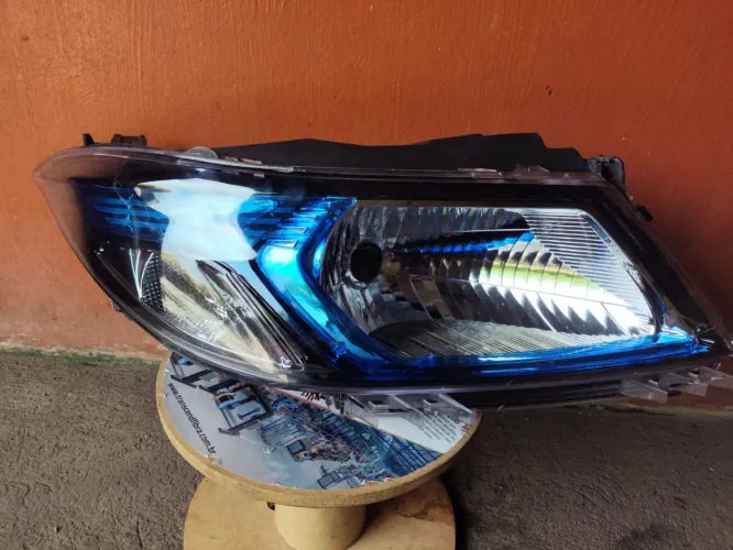 Farol direito Onix ltz 2012 2013 2014 a 2016