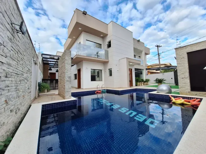 CASA ALTO PADRÃO À VENDA | VALE DAS PALMEIRAS | MACAÉ/RJ