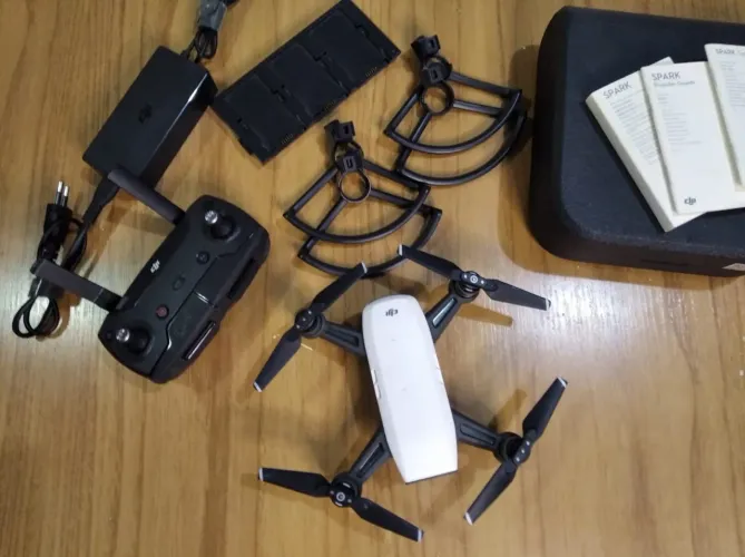 Drone Dji Spark Completo p/ trabalho painel solar