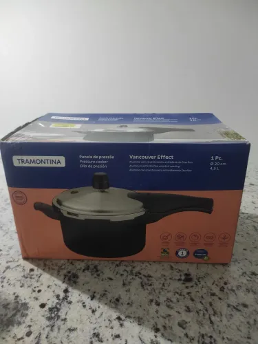 Panela de pressão Tramontina Vancouver 4.5L lacrada