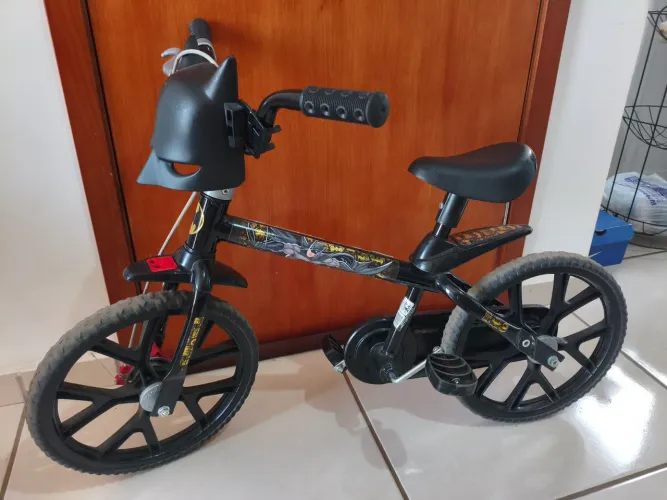 Vendo bicicleta infantil Batman aro 14 