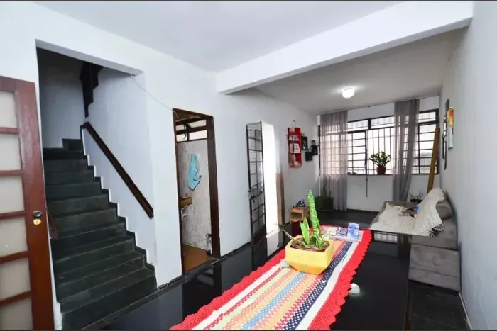 Casa à Venda - Santa Efigênia, 4 Quartos, 104 m2