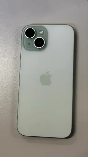 iPhone 15 - Verde - 128GB