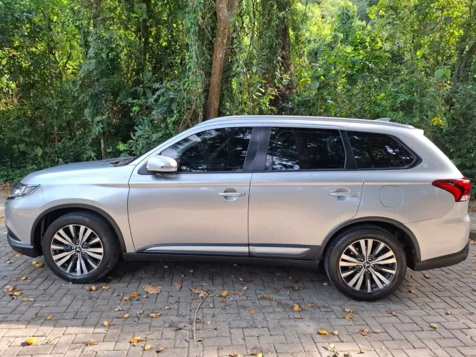 Mitsubishi Outlander HPE 2.0 16V 5P Aut. 2019