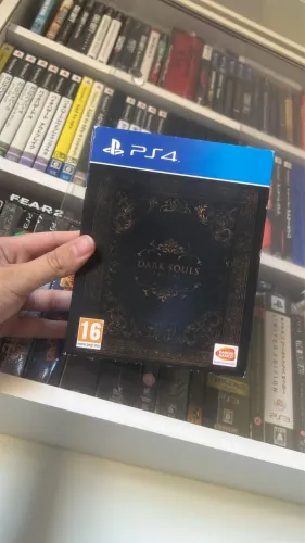 Dark souls trilogy ps4