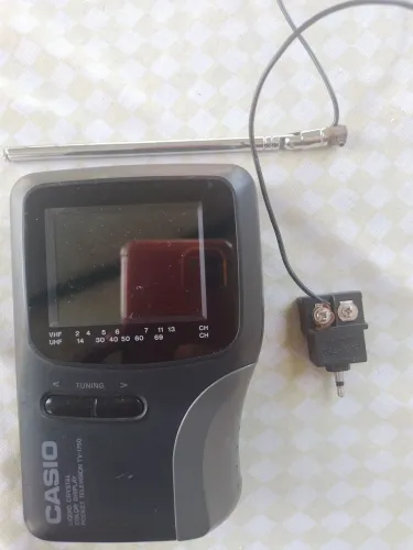 Tv portátil casio anos 80