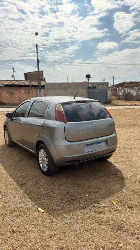 Fiat Punto Attractive 1.4 Fire Flex 8V 5P 2011