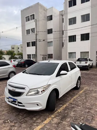 Chevrolet Onix Hatch LT 1.0 8V Flex Power Mec. 4P 2016