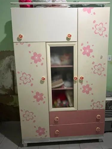 Guarda roupa infantil