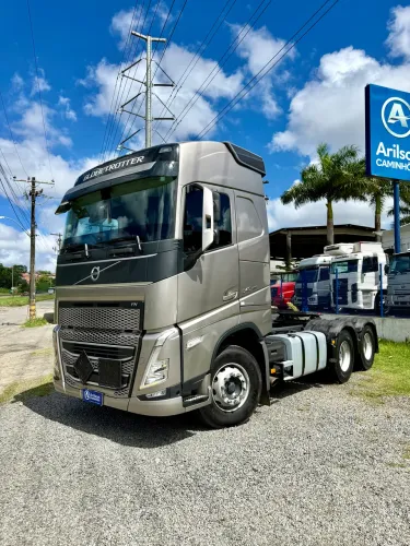 VOLVO FH 540 6x4 GLOBETROTTER 2022 ( ÚNICO DONO SOMOS LOJA ) 89 MIL KM RODADOS !!