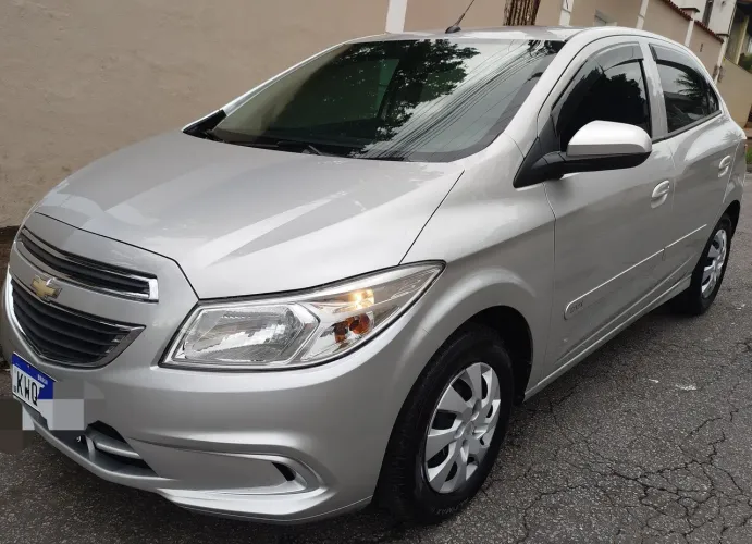 Chevrolet Onix Hatch LT 1.0 8V Flex Power Mec. 4P 2015