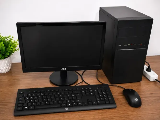 Computador Completo AMD Athlon + SSD + Monitor AOC - Pronto para Uso