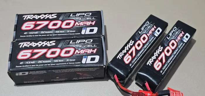 Bateria Traxxas 4s 6700mah 11.1 50c + Cabos