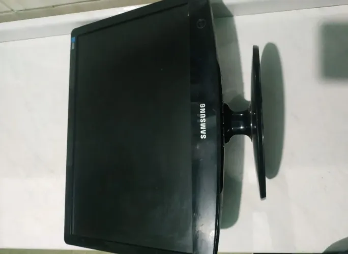 Monitor Samsung 17' polegadas 