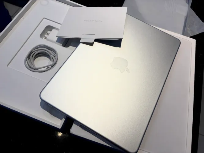 MacBook Neo