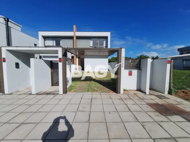 Excelente Casa 3 dormitório(s) em Campeche - Florianópolis