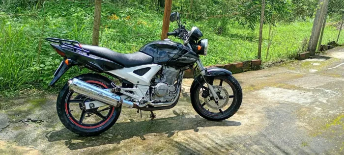   VENDE-SE HONDA TWISTER 2008! <br>