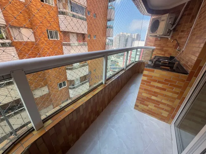 Apartamento em Praia Grande, Canto do Forte, 1 dormitório a 200 metros da praia